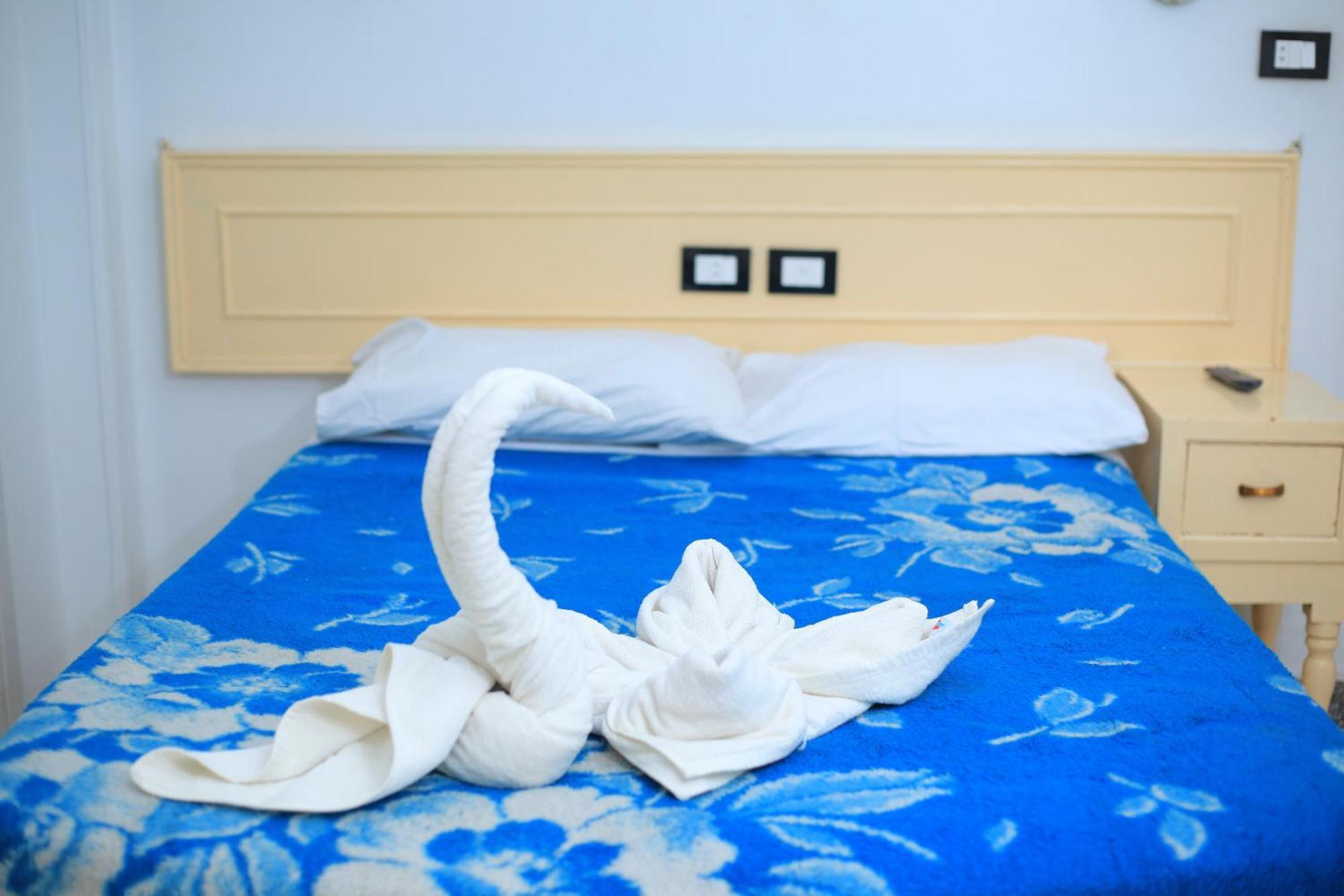 Oscar Hotel Asszuán Kültér fotó